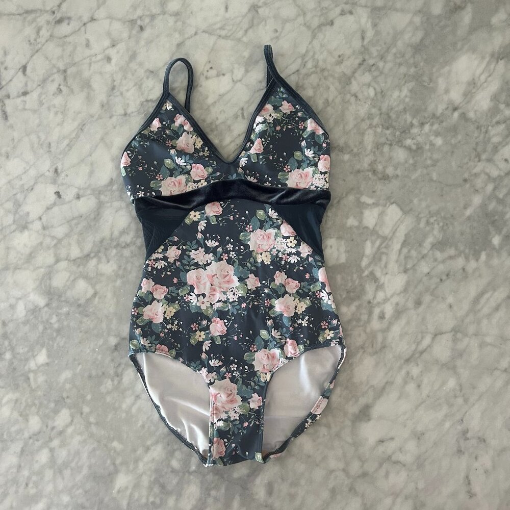 Eleve Dancewear Leotard, size s, floral